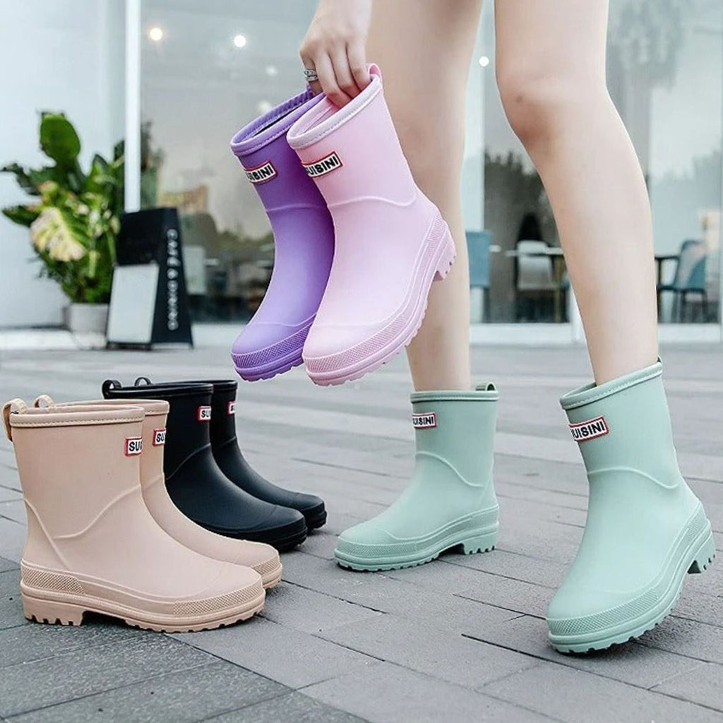 Women's Pull-On Rain Boots with Treaded Sole